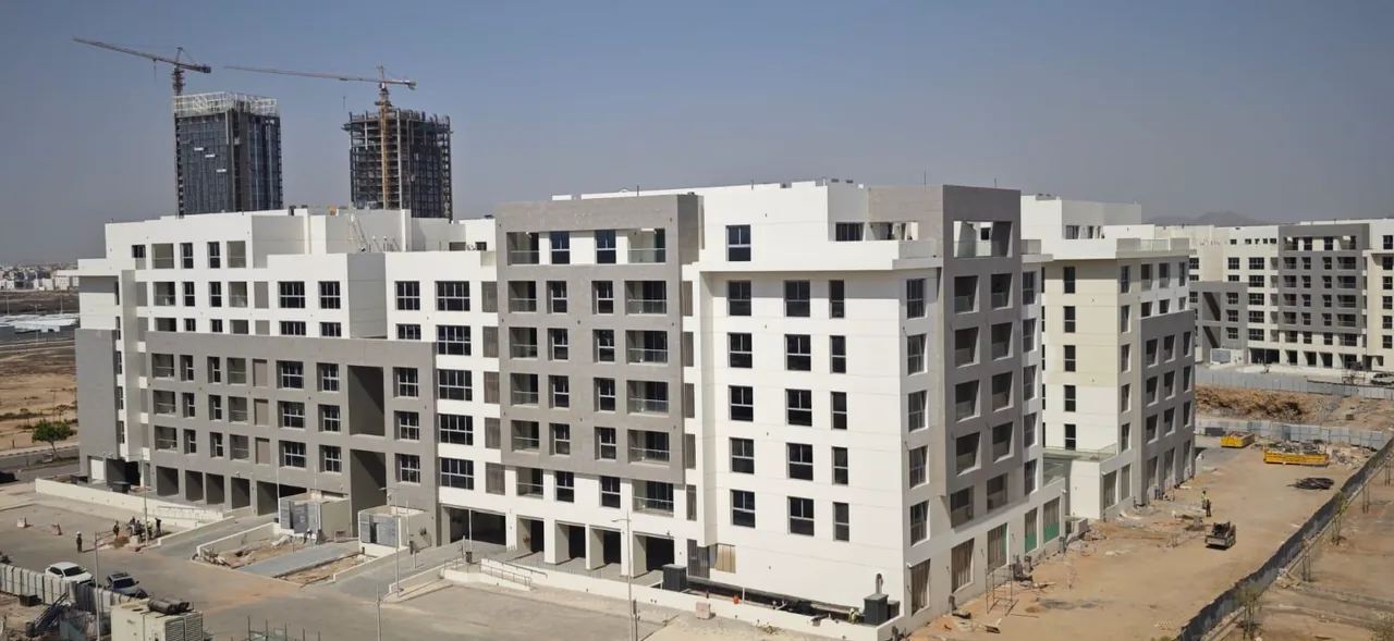 FINISHES 128-129 image